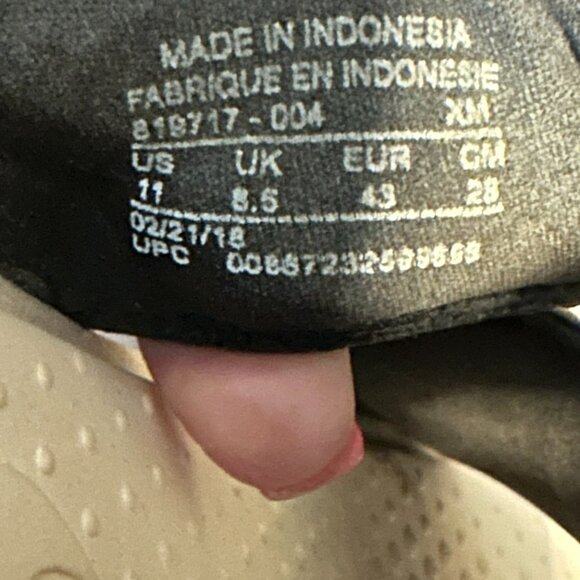 Nike Womens Benassi Duo Ultra Slide Sandals - Picture 6 of 9